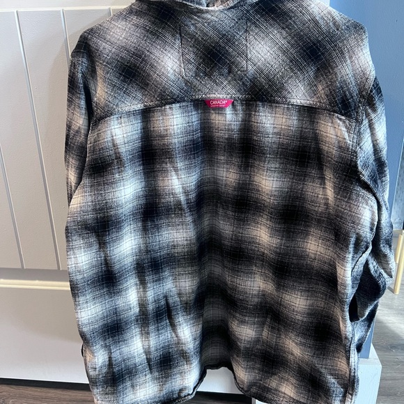 Canada Men's Black and Gray Plaid Shirt - Picture 2 of 5